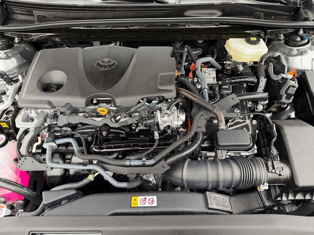 2025 Toyota Camry SE Low Miles