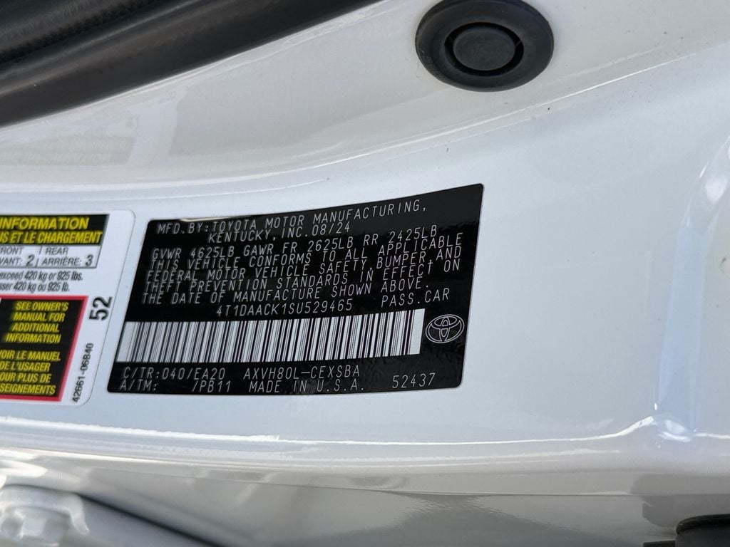 2025 Toyota Camry SE