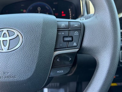 2025 Toyota Camry LE