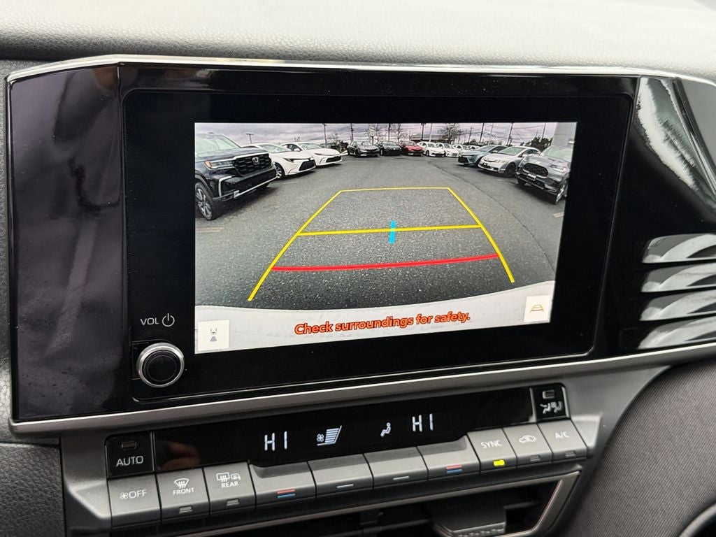 2025 Toyota Camry LE - Photo 22