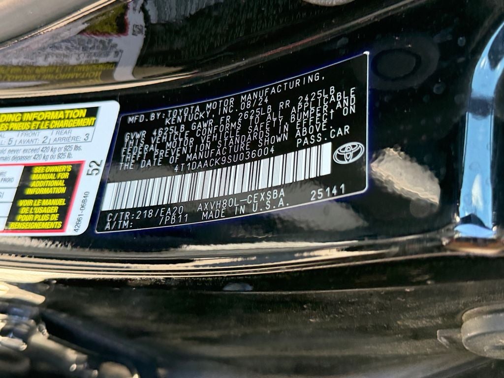2025 Toyota Camry SE