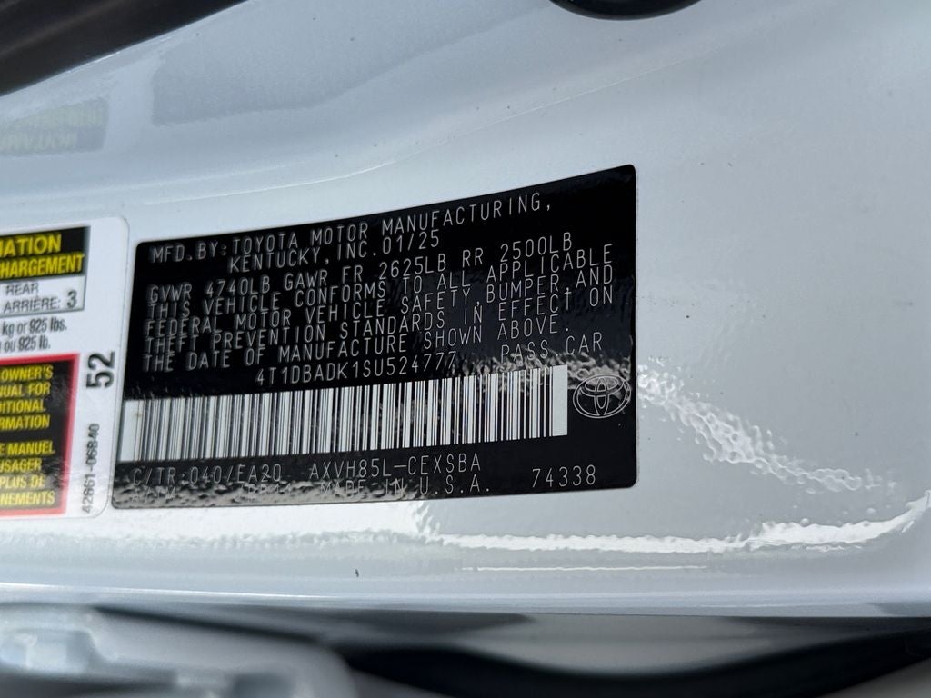 2025 Toyota Camry SE
