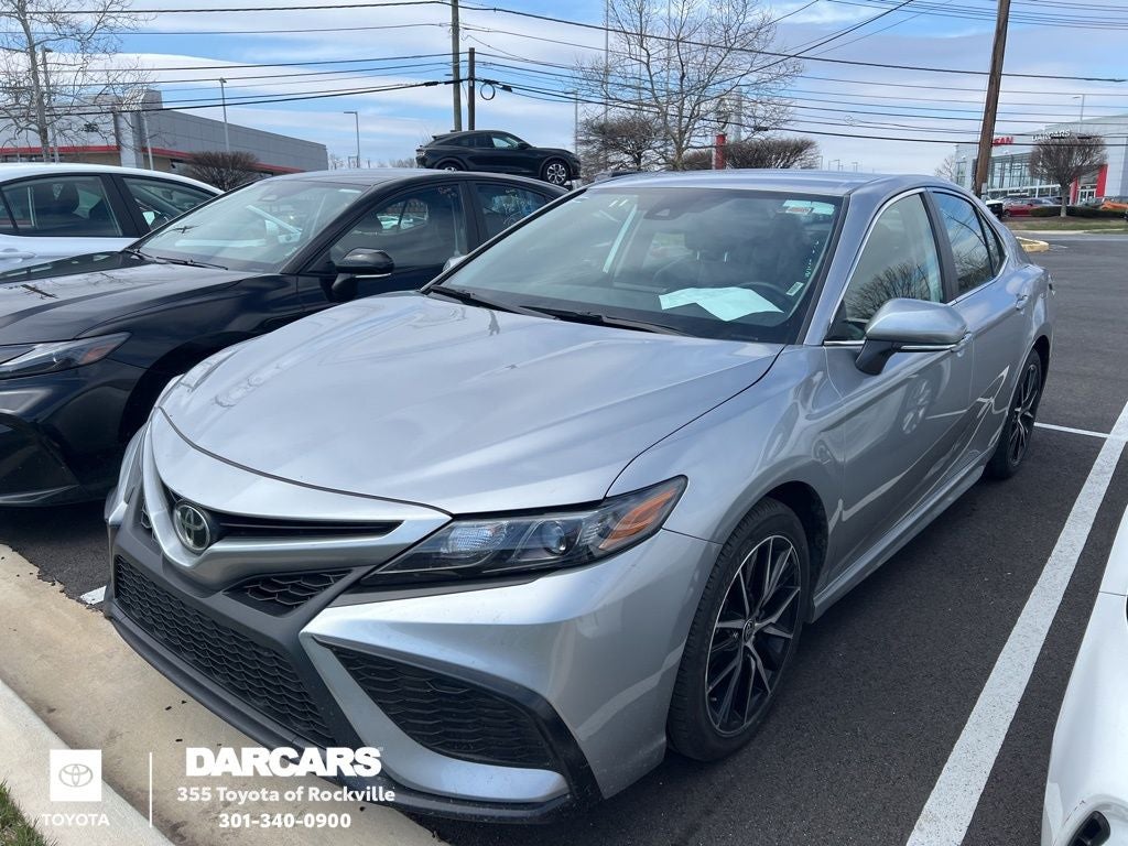 2024 Toyota Camry SE