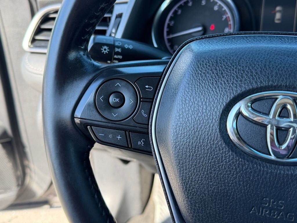 2020 Toyota Camry SE