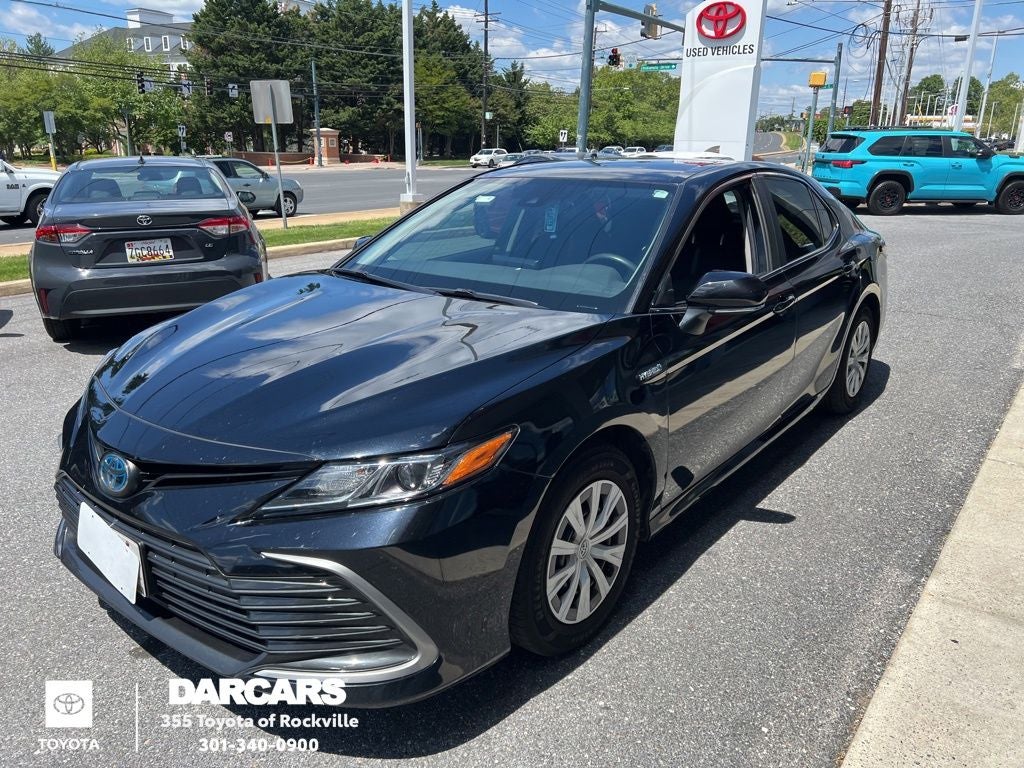 2021 Toyota Camry Hybrid LE