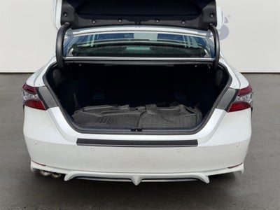 2022 Toyota Camry Hybrid XSE