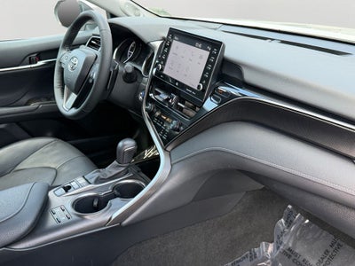 2022 Toyota Camry Hybrid XSE