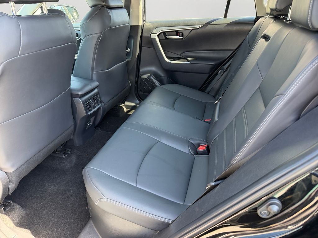 2025 Toyota RAV4 Hybrid XLE Premium