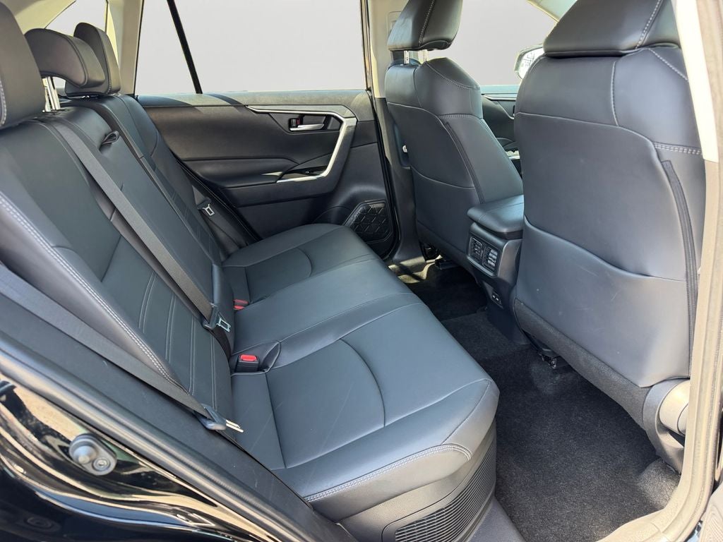 2025 Toyota RAV4 Hybrid XLE Premium