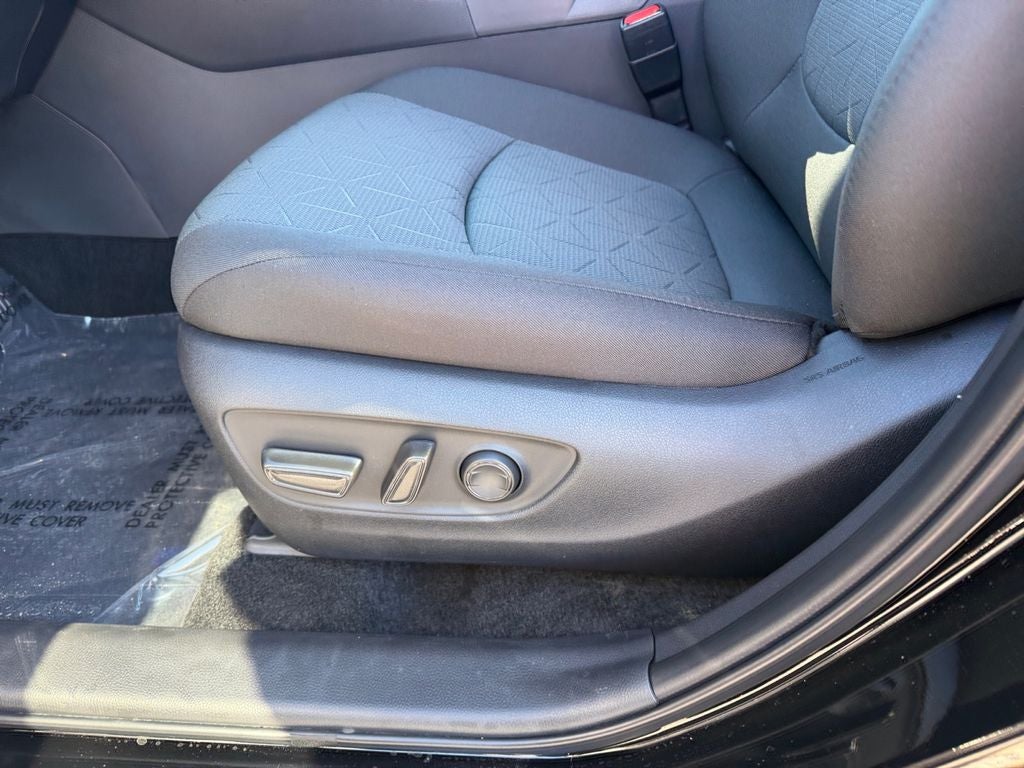 2025 Toyota RAV4 Hybrid XLE Lowest Miles