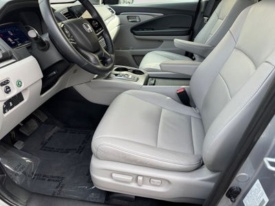 2022 Honda Pilot Special Edition Only Driven 5,000 miles per year