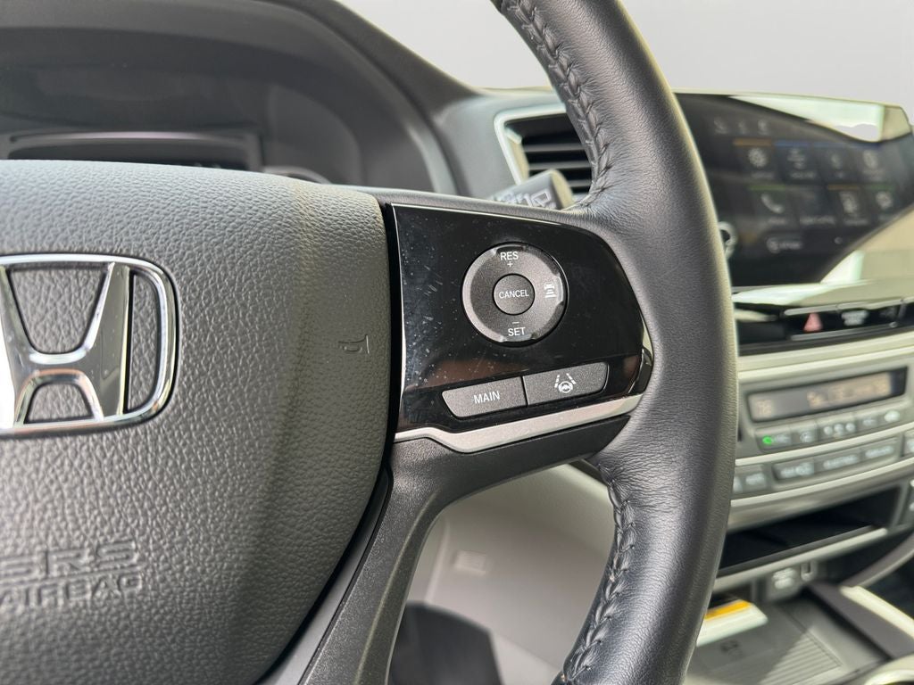 2022 Honda Pilot Special Edition Only Driven 5,000 miles per year