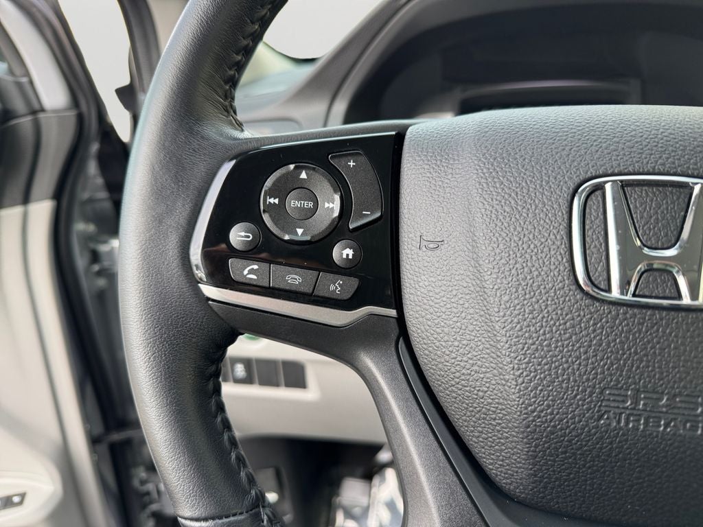 2022 Honda Pilot Special Edition Only Driven 5,000 miles per year