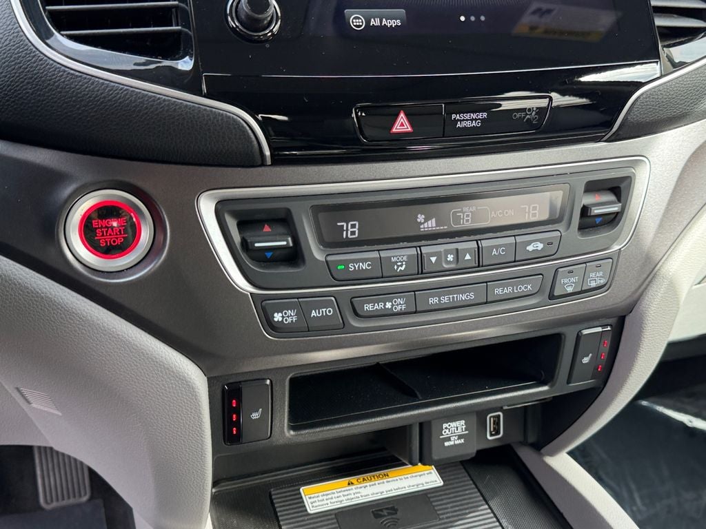 2022 Honda Pilot Special Edition Only Driven 5,000 miles per year