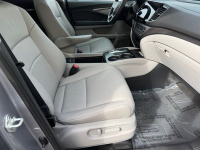 2022 Honda Pilot Special Edition Only Driven 5,000 miles per year