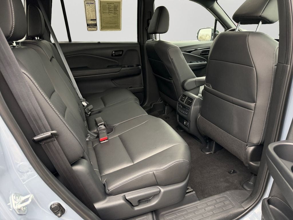 2023 Honda Passport Elite