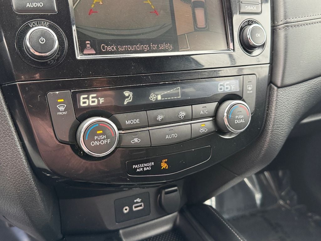 2020 Nissan Rogue SL