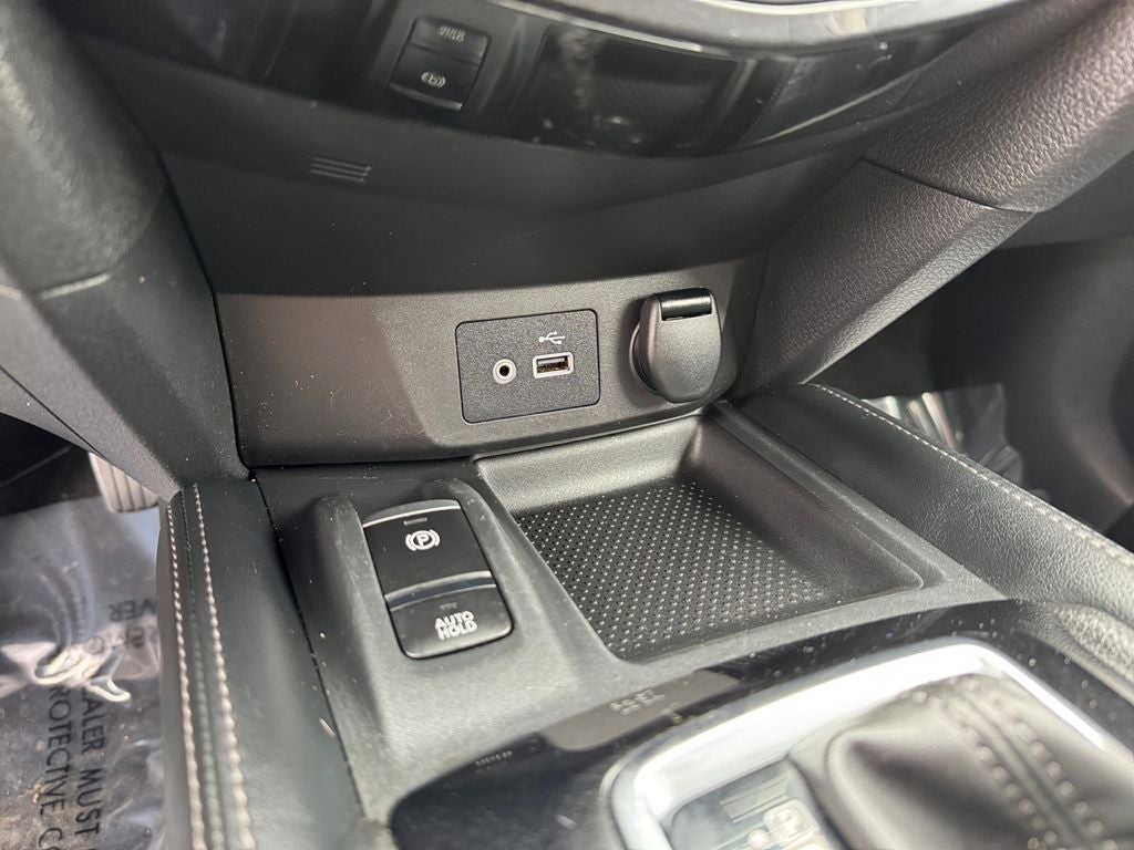 2020 Nissan Rogue SL