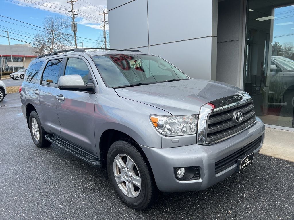 2016 Toyota Sequoia SR5 5.7L