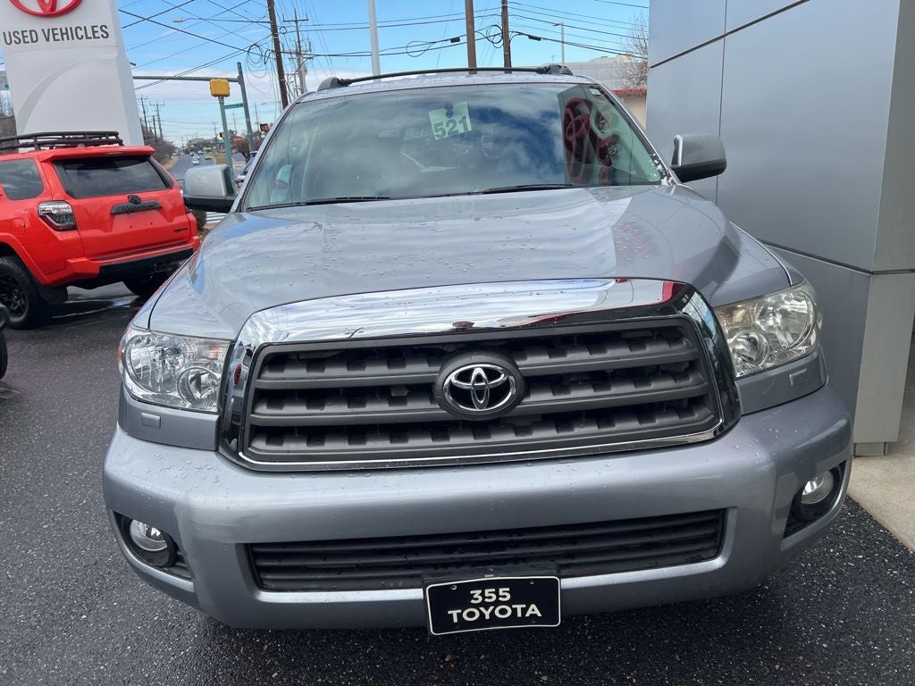 2016 Toyota Sequoia SR5 5.7L