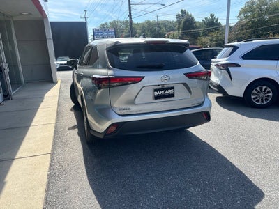 2022 Toyota Highlander LE