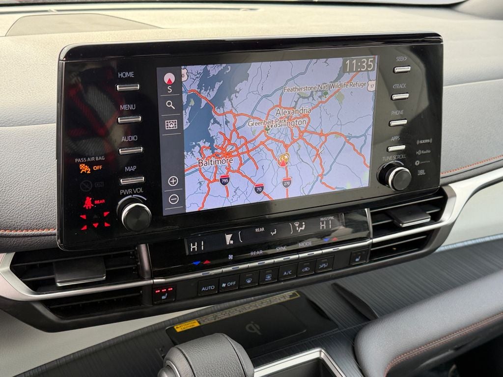 2023 Toyota Sienna XSE 7 Passenger