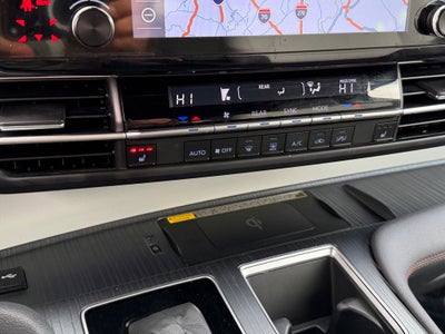 2023 Toyota Sienna XSE 7 Passenger