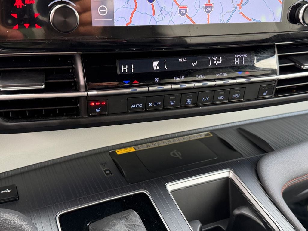 2023 Toyota Sienna XSE 7 Passenger