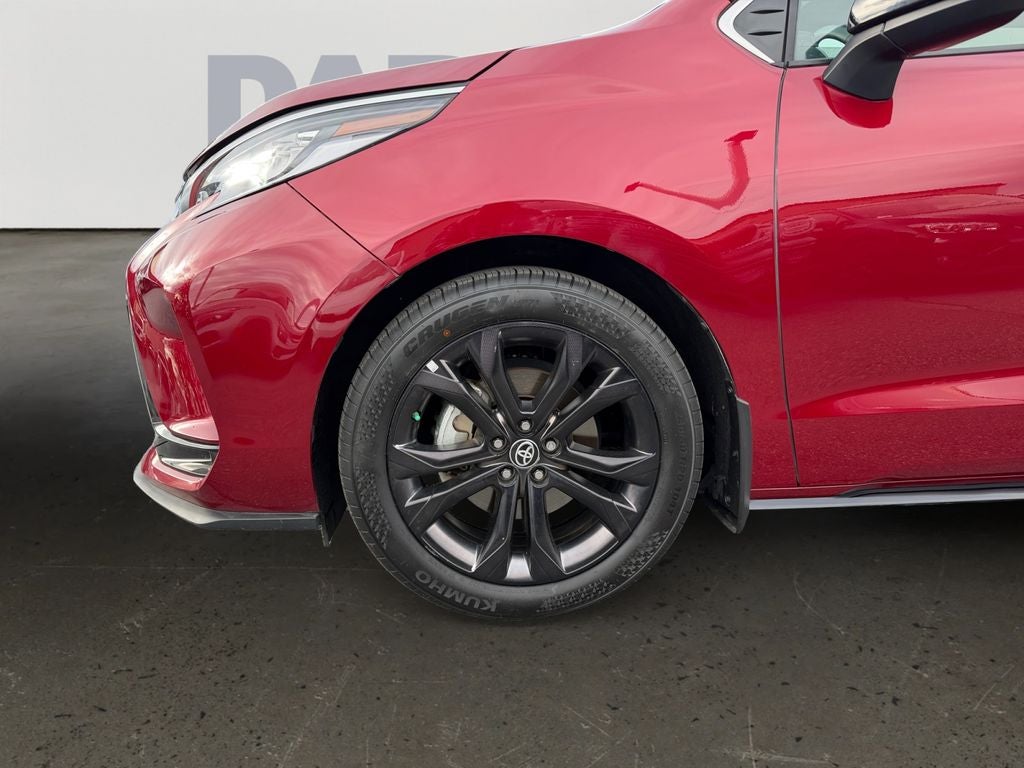 2023 Toyota Sienna XSE 7 Passenger