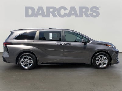 2023 Toyota Sienna Platinum 7 Passenger