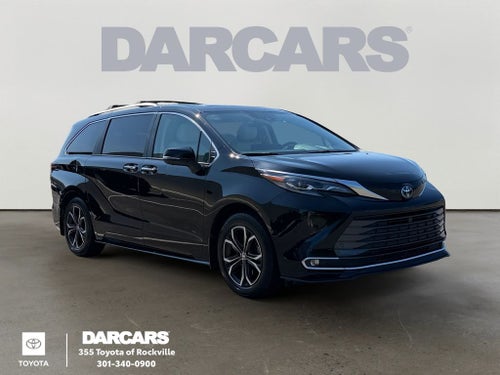 2025 Toyota Sienna Platinum 7 Passenger