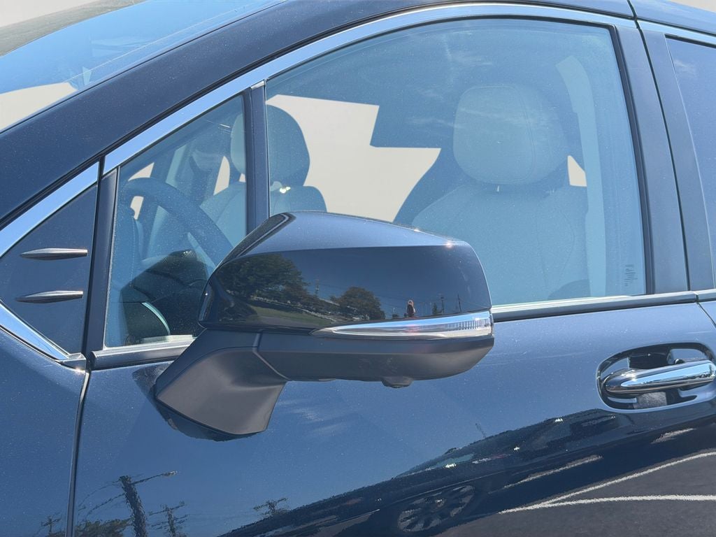 2025 Toyota Sienna Platinum 7 Passenger