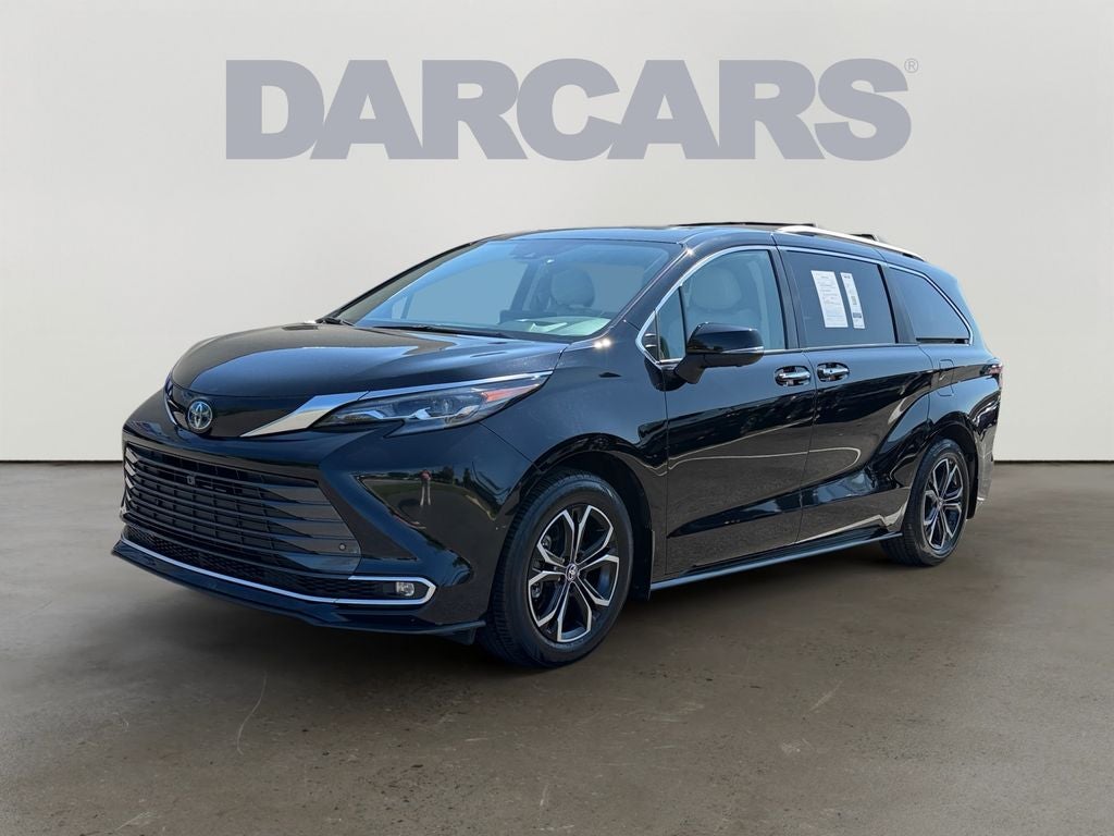 2025 Toyota Sienna Platinum 7 Passenger