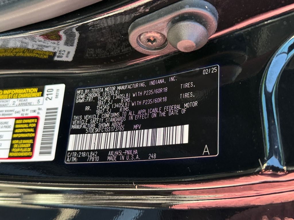 2025 Toyota Sienna Platinum 7 Passenger