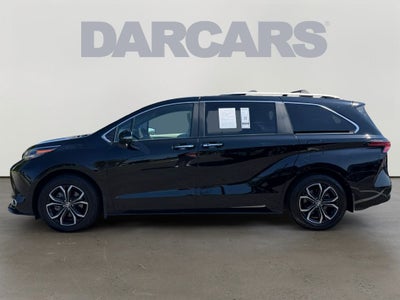 2025 Toyota Sienna Platinum 7 Passenger