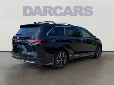 2025 Toyota Sienna Platinum 7 Passenger