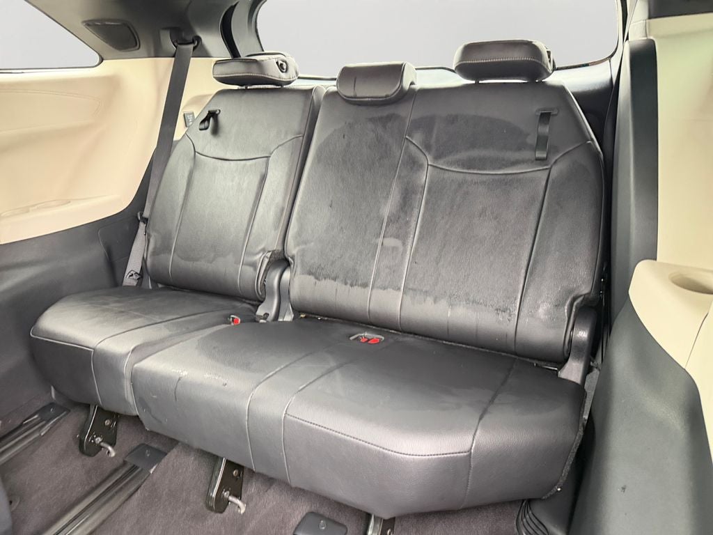 2025 Toyota Sienna Platinum 7 Passenger