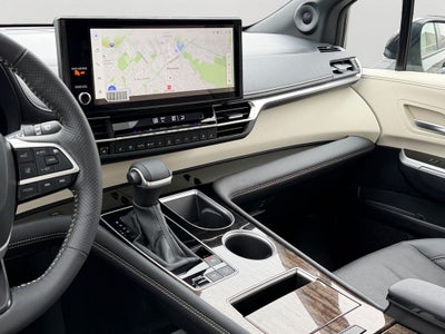 2025 Toyota Sienna Platinum 7 Passenger