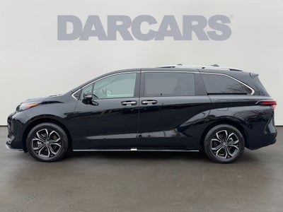 2025 Toyota Sienna Platinum 7 Passenger