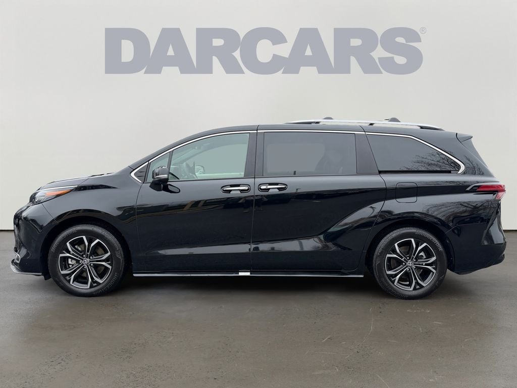 2025 Toyota Sienna Platinum 7 Passenger