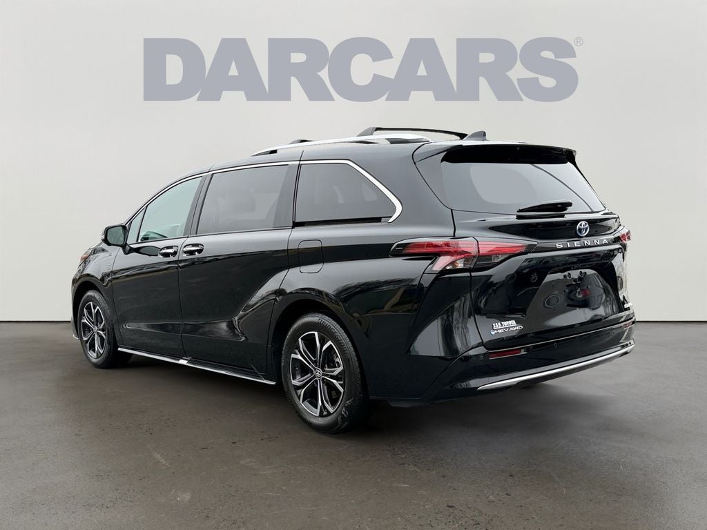 2025 Toyota Sienna Platinum 7 Passenger