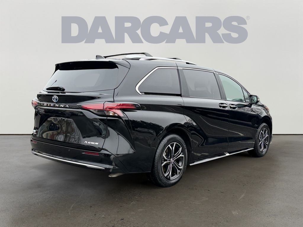 2025 Toyota Sienna Platinum 7 Passenger