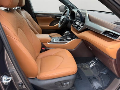 2020 Toyota Highlander Platinum