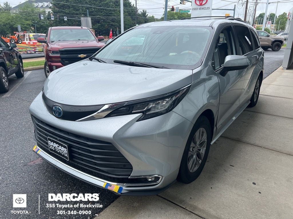 2021 Toyota Sienna XLE 7 Passenger