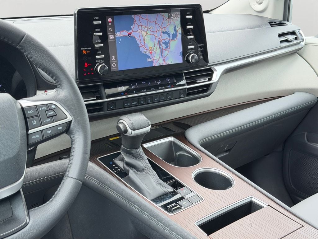 2021 Toyota Sienna XLE 7 Passenger