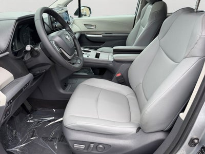 2021 Toyota Sienna XLE 7 Passenger