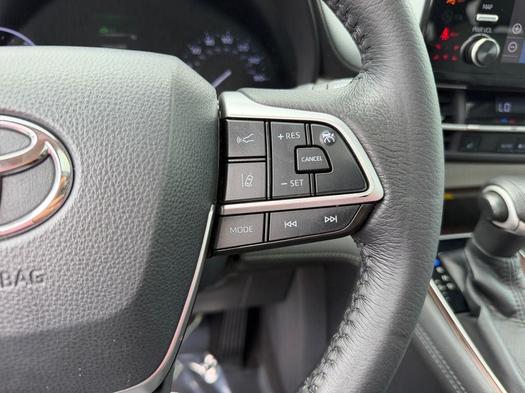 2021 Toyota Sienna XLE 7 Passenger