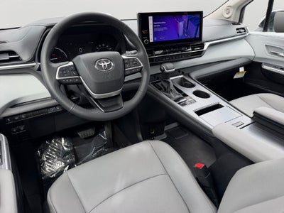 2025 Toyota Sienna XLE 7 Passenger