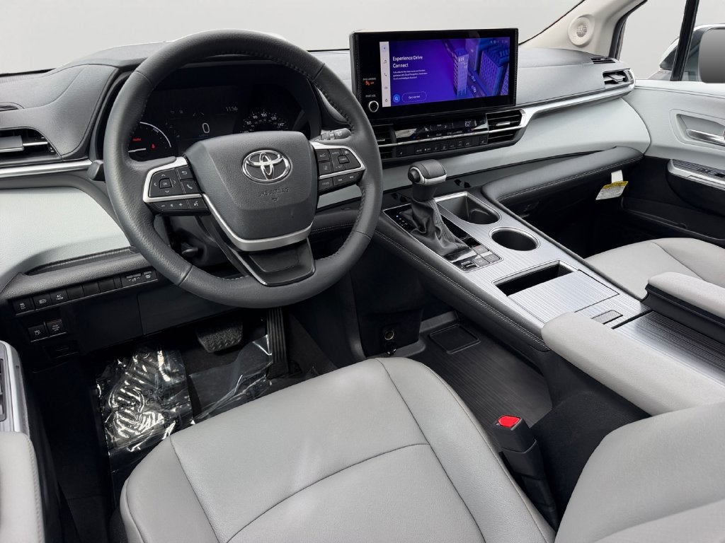 2025 Toyota Sienna XLE 7 Passenger