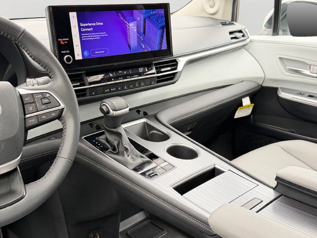 2025 Toyota Sienna XLE 7 Passenger